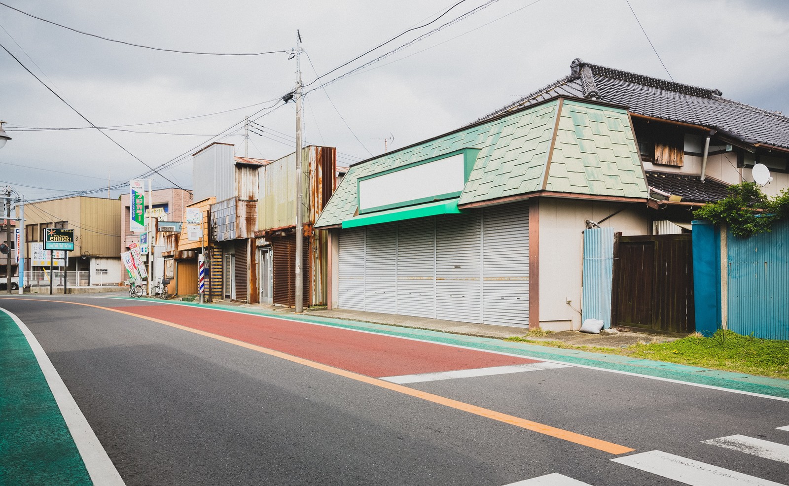 続、今日は引きこもり。